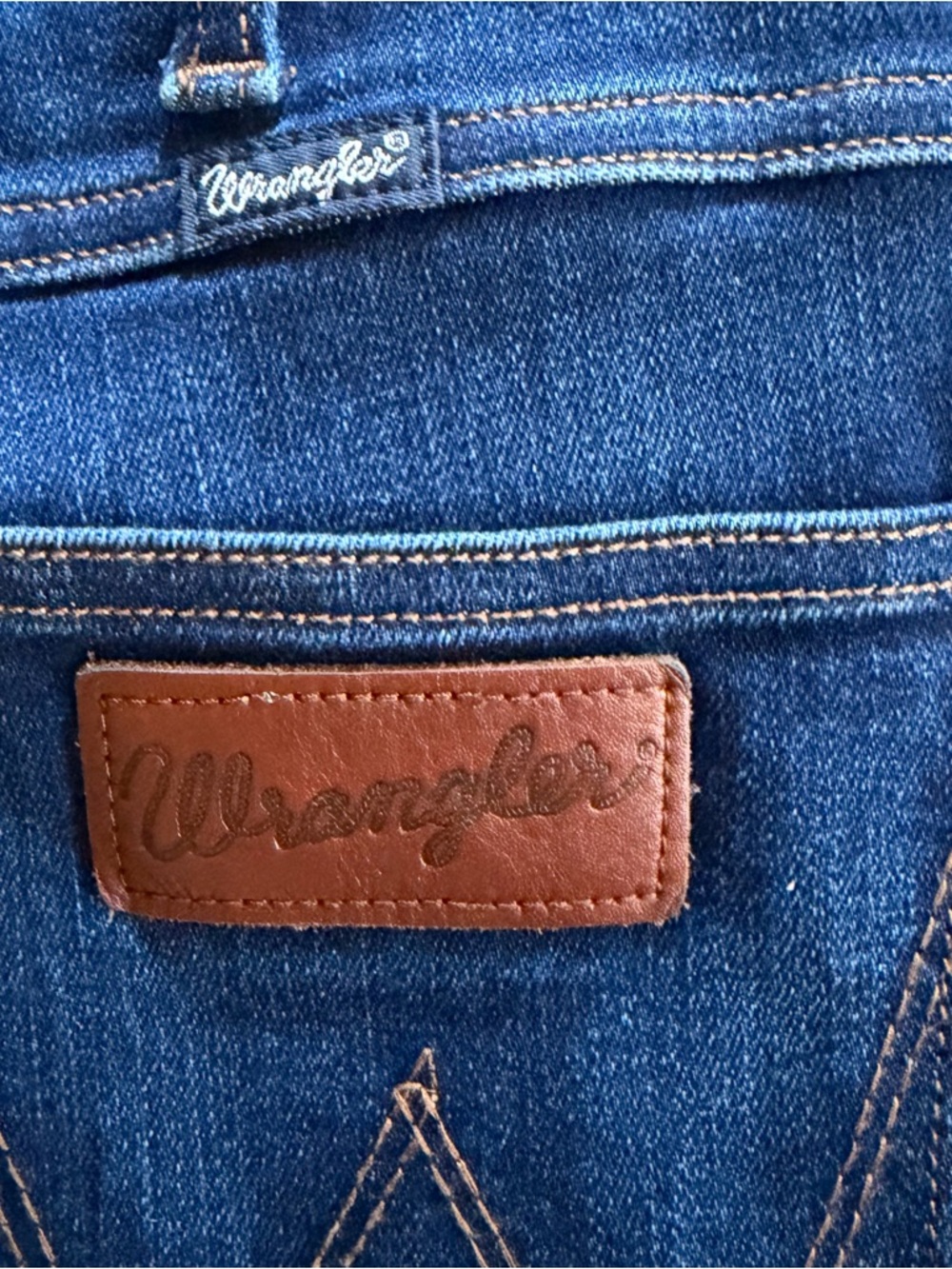 Wrangler Retro High Rise Trumpet Flare Jeans Bell Bottom Floral Denim 27x36 - Picture 8 of 8